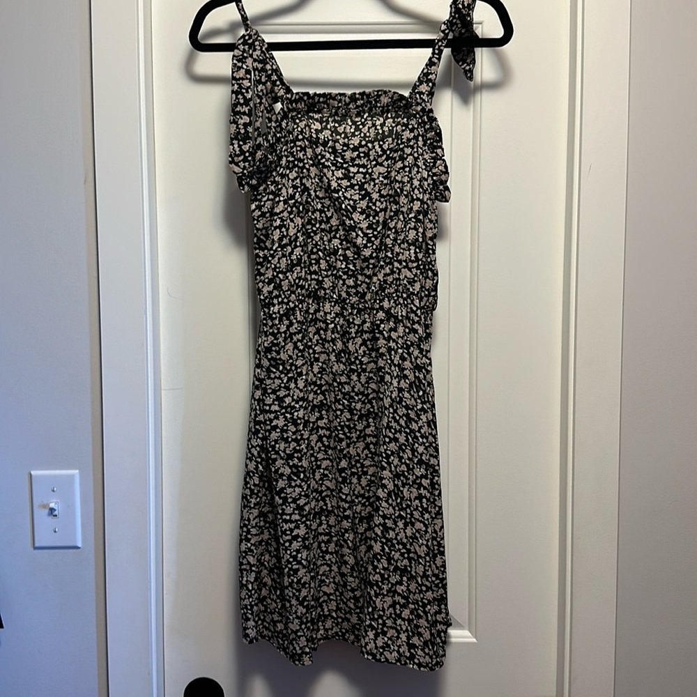 Ditsy flower pattern dress medium
